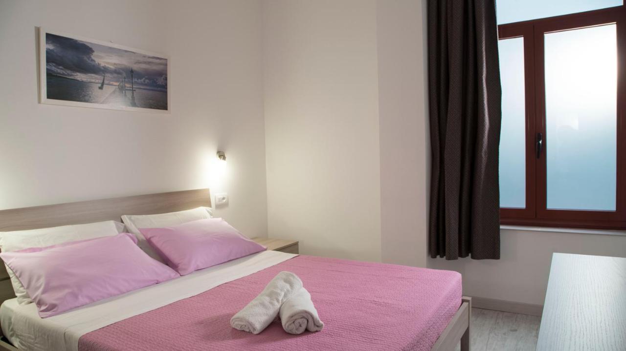 Ferienwohnung I Suoni Del Mare Porto San Giorgio Exterior foto