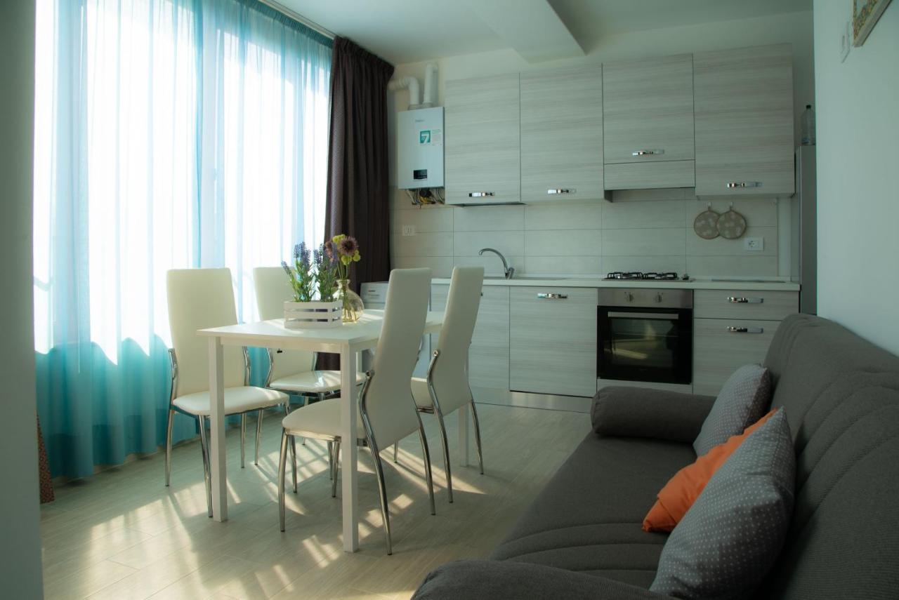 Ferienwohnung I Suoni Del Mare Porto San Giorgio Exterior foto