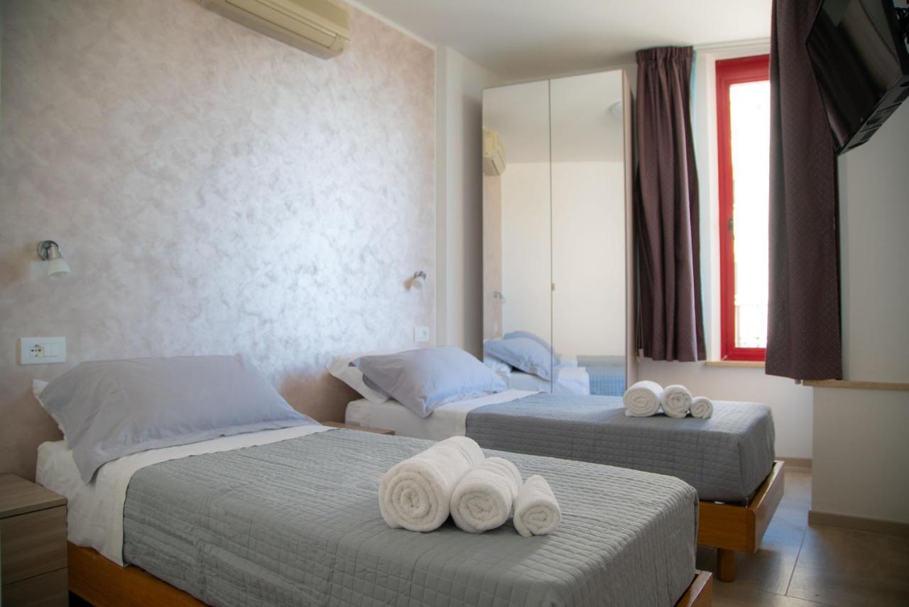 Ferienwohnung I Suoni Del Mare Porto San Giorgio Exterior foto